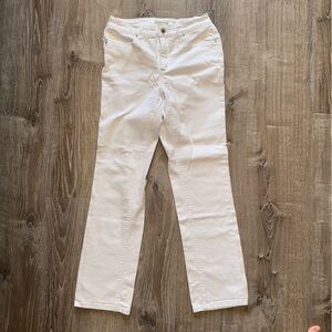 Jones New York Cream Straight Leg Jeans